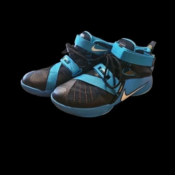 Nike LeBron Soldier IX Kids Sneakers/Shoes - Size 7Y - Blue/Black - Picture 4 of 7
